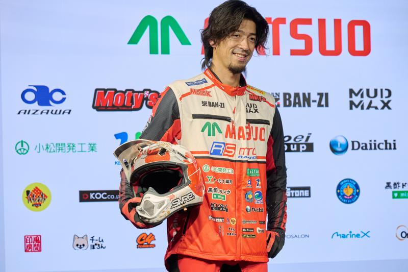 藤原慎也「ダカール・ラリー」参戦壮行会で唯一の日本人ライダーとしての「決意」を語る!