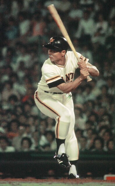 福本豊氏も参考にしたという、現役時代の王貞治選手の一本足打法(写真:時事)