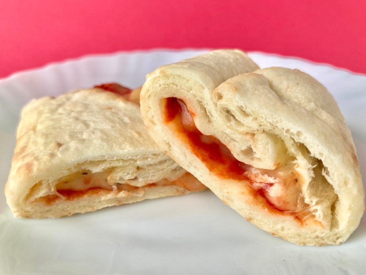 モッチモチでフッカフカ!間違いない組み合わせ!【ローソン】ピザロールの新作が美味しい!