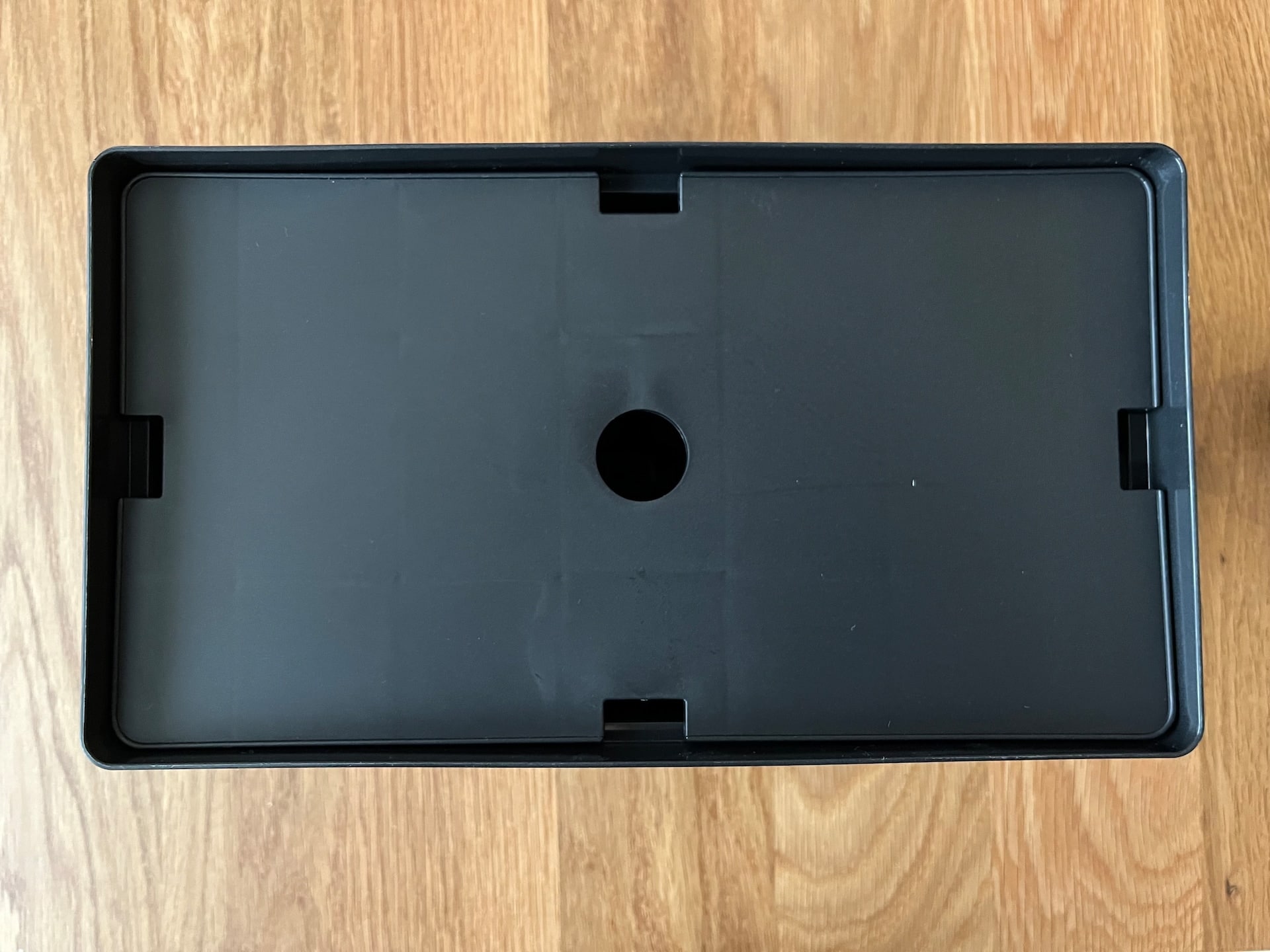 100均のコード収納が優秀すぎ!ダイソー・セリア・キャン★ドゥで買った9商品を紹介