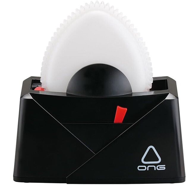 タカラトミーアーツ 究極のおにぎり　あつあつご飯をケースに入れ、レバーをONにするとぐるぐる回転。30秒で適度に空気を含んだふんわり＆もっちりの「究極のおにぎり」が完成！　卵黄?油漬けを簡単に作れるトレーも付属。4378円