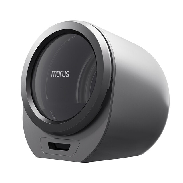 モルス Morus Zero 超小型衣類乾燥機　設置工事不要でコンセントさえあればどこでも起動できるコンパクト乾燥機。独自開発の真空負圧乾燥技術で、最短15分で乾燥終了という性能も家事に手が回らないひとり暮らしの味方！　6万800円