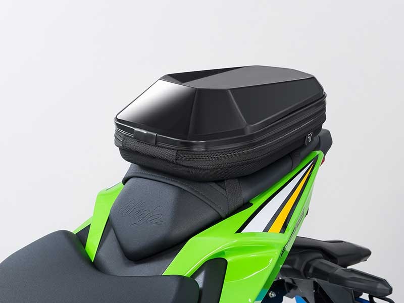 タナックスから新製品「シェルシートバッグ」が2/20発売！ 3.5L～25Lまで 容量で選べる4種 記事24