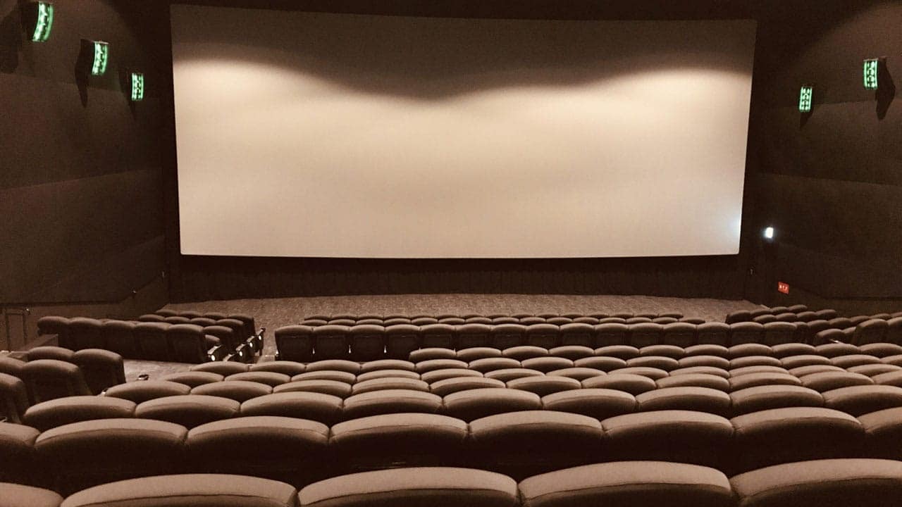 映画館での映画鑑賞は時代遅れ?広がる「映画以外の用途」での映画館活用1