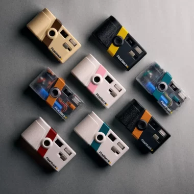 Flashback One35 V2の全8色カラーバリエーションを並べた製品写真