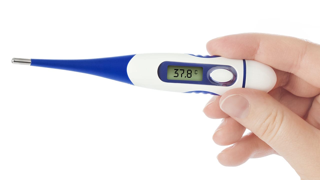 何度の熱なら会社を休む?日本人の“限界ライン”はまさかの37.8度の画像1