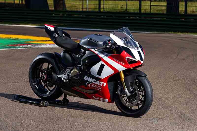 パニガーレV2スーパークアドロ・ファイナル・エディション 記事8