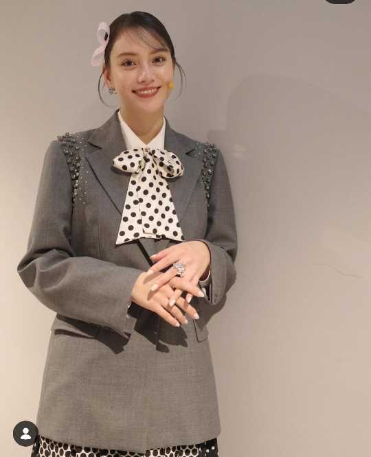 Instagram:滝沢カレン(@takizawakarenofficial)より