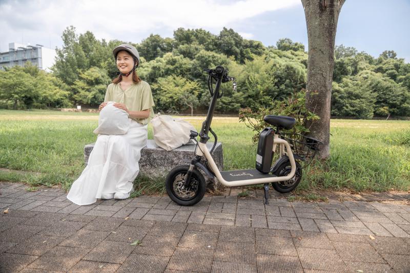 【先行販売】坂道もスイスイ登れる、免許不要の特定小型原付「twenty