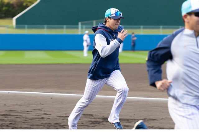 ミスタートリプルスリー・山田哲人も近年の成績は右肩下がり。背番号1の先輩で、プロ1年目から打撃コーチとして指導してもらった池山監督の助言で返り咲けるか