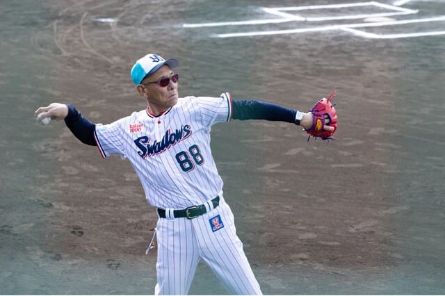 一昨年は体調不良で2軍監督を休養することもあったが「選手の代わりに厄をかぶった（笑）。今は健康です」（池山監督）。キャンプでは打撃投手も積極的に務める