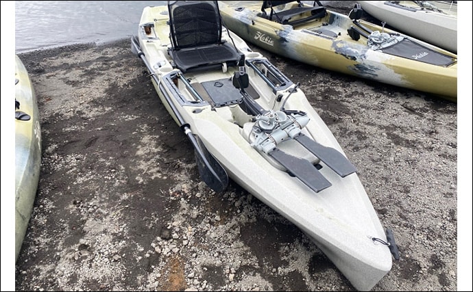 「今日だけ特別に釣りOK！」 水深120mの本栖湖にカヤックジギングで挑戦！