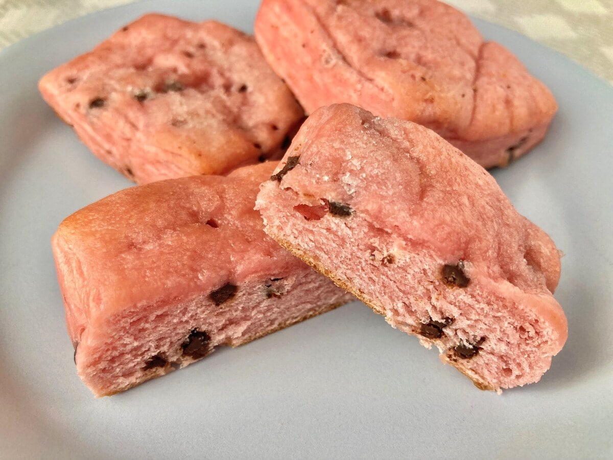 いちごの香りがしない?3個なんて余裕?【セブン】いちごとチョコのブリオッシュ