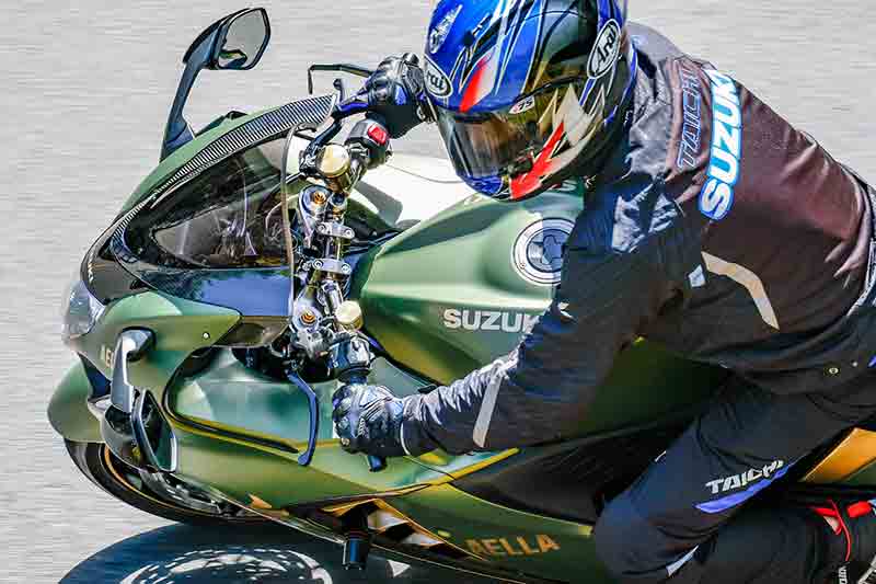 AELLA からスズキ ハヤブサ用カスタムパーツ13アイテムが発売! 北川圭一氏によるデモ車試乗インプレを公開 記事16