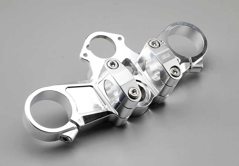 AELLA からスズキ ハヤブサ用カスタムパーツ13アイテムが発売! 北川圭一氏によるデモ車試乗インプレを公開 記事4