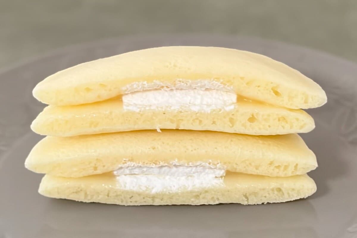 もっちもちで甘～い！【ファミマ】1個75円のパンケーキが濃厚＆激ウマ