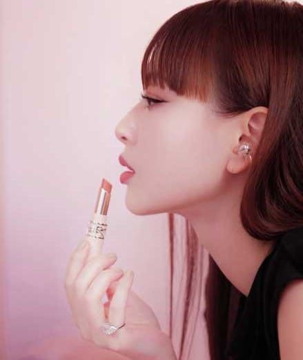 Instagram:鈴木えみ(@emisuzuki_official)より