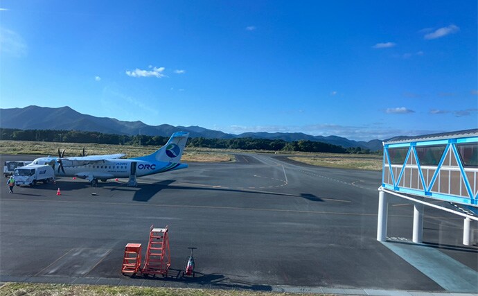 「釣りの聖地」五島列島遠征ルアー釣行で11kgヒラマサ登場　キャスティングにヒット