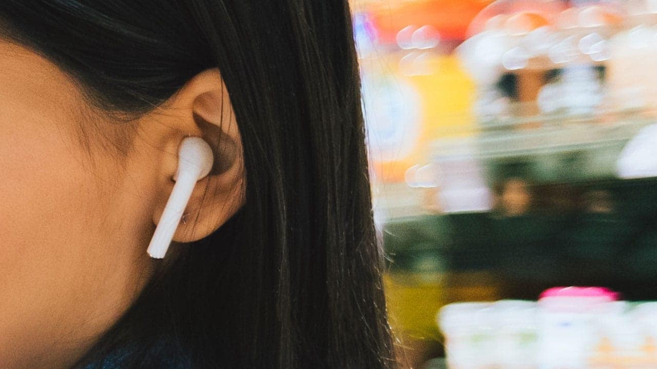 レジでイヤホン外さない客に店員の本音「正直ストレス」 外すのがマナーなのか？の画像4