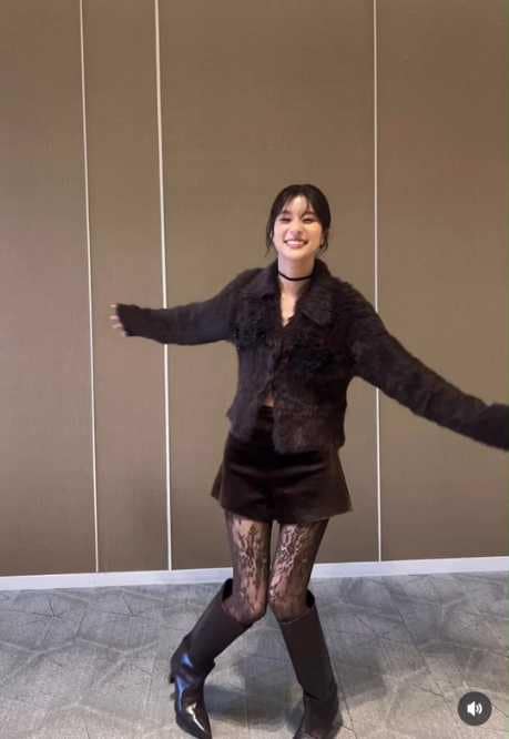 Instagram:芳根京子(@yoshinekyoko)より