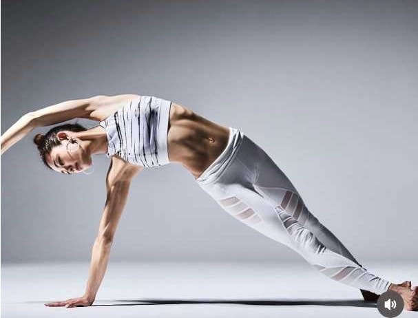 Instagram:松本莉緒(@matsumoto_rio1022)より