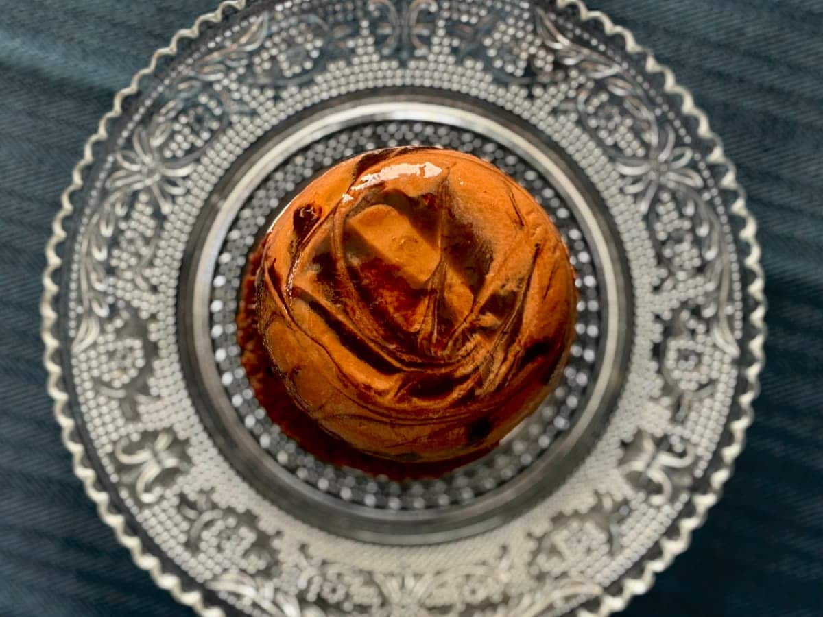 最初から最後まで濃厚チョコ!【ファミマ】食感の違いも楽しい新作ケーキ