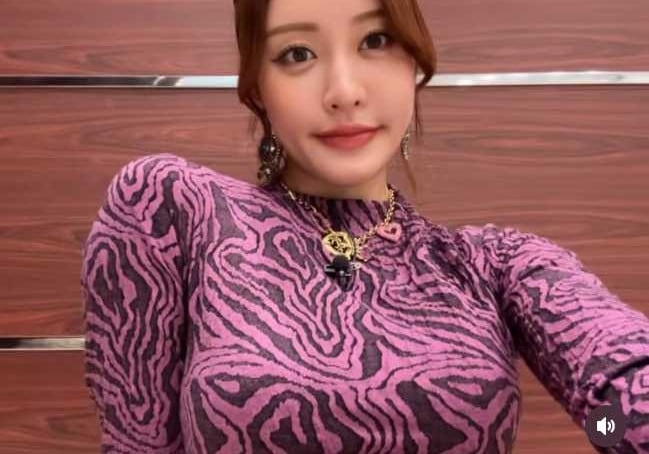 Instagram:王林(@ourin_ringoooo)より