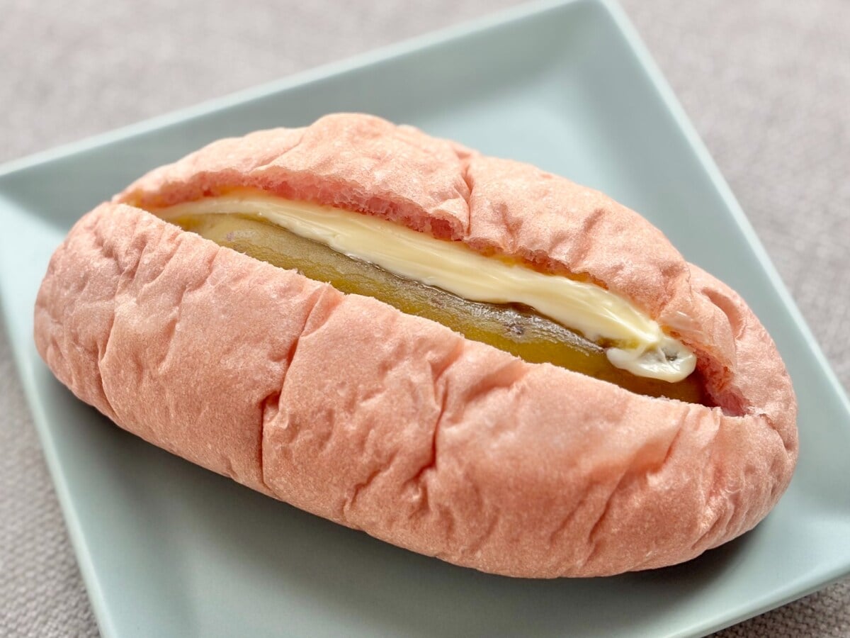 甘じょっぱい味がおいしすぎる！【ファミマ】「毎日食べたい」お芋パン