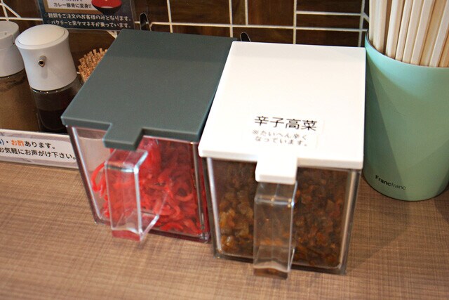 卓上調味料も豊富