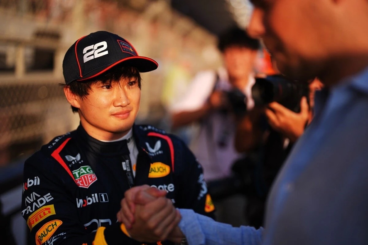 第3戦の日本GPからレッドブルに移籍した角田裕毅。今シーズンのベストリザルトはアゼルバイジャンGPの6位だった。2026年はレッドブルのテスト&リザーブドライバーを務めるが、「最高のF1ドライバーになる夢はあきらめない」と語る