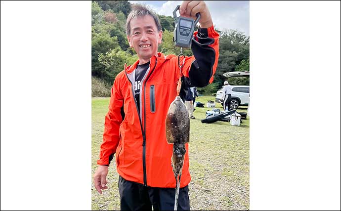 「青物猛攻を制す!」迫間浦の筏エギング懇親会でコウイカ520gを釣り上げて優勝【三重】
