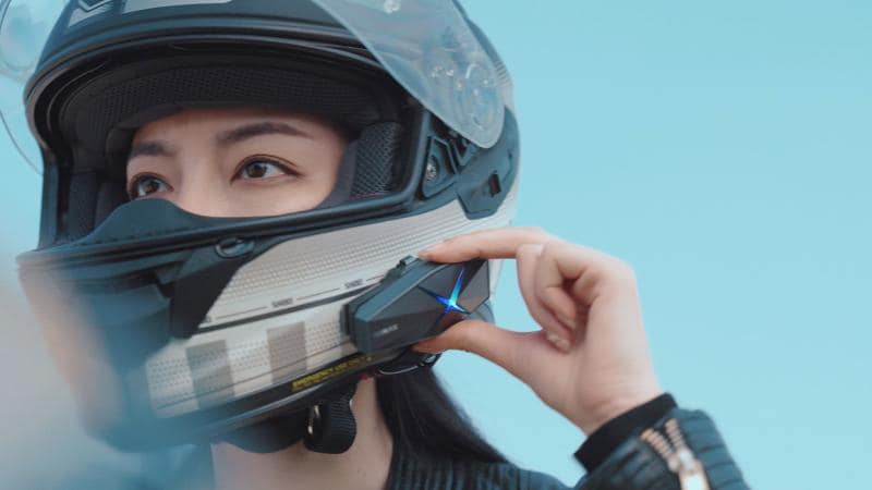 バイク用・次世代インカム「ASMAX(アズマックス)