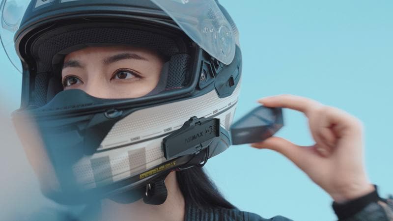 バイク用・次世代インカム「ASMAX(アズマックス)