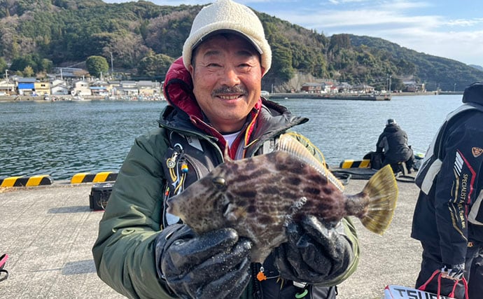 釣りエサメーカー主催のフカセ釣り大会で45cmクロ登場【大分】50名以上が参加し大盛況