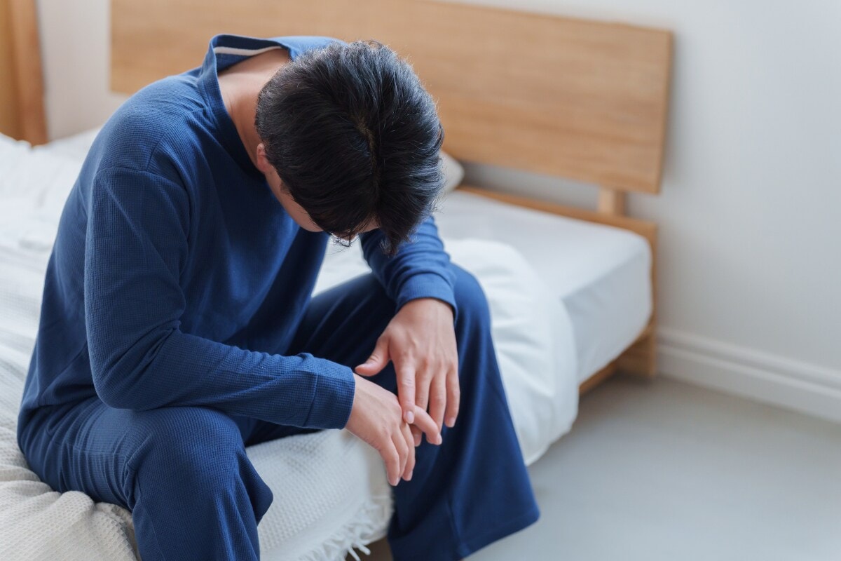 親友の衝撃発言!年収380万・40歳男性が小学校時代から知る親友の“裏の顔”に気付くまで