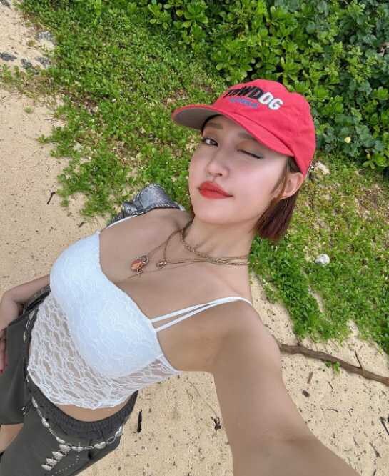 Instagram:王林(@ourin_ringoooo)より