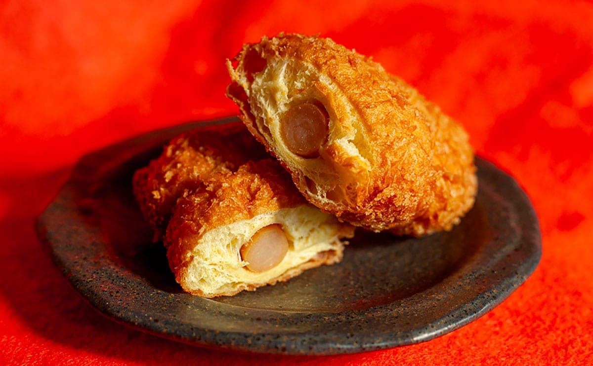 【ローソン】新作『惣菜パン』、カレー×ソーセージって間違いなしでしょ！