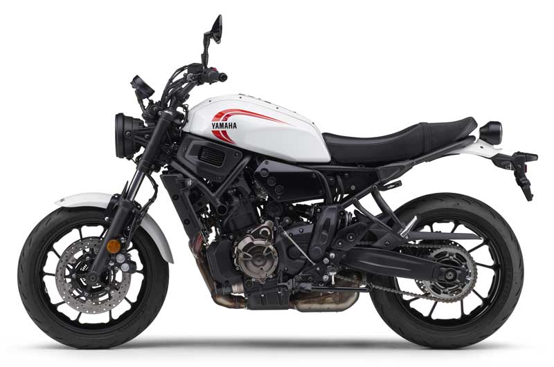 【ヤマハ】「XSR700 ABS」にニューカラーとしてホワイトとブルーを設定し8/8発売！　記事2