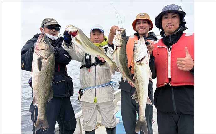 関東エリアの【船釣り特選釣果】LTショートアジ便で良型連発!竿頭24匹の快釣劇