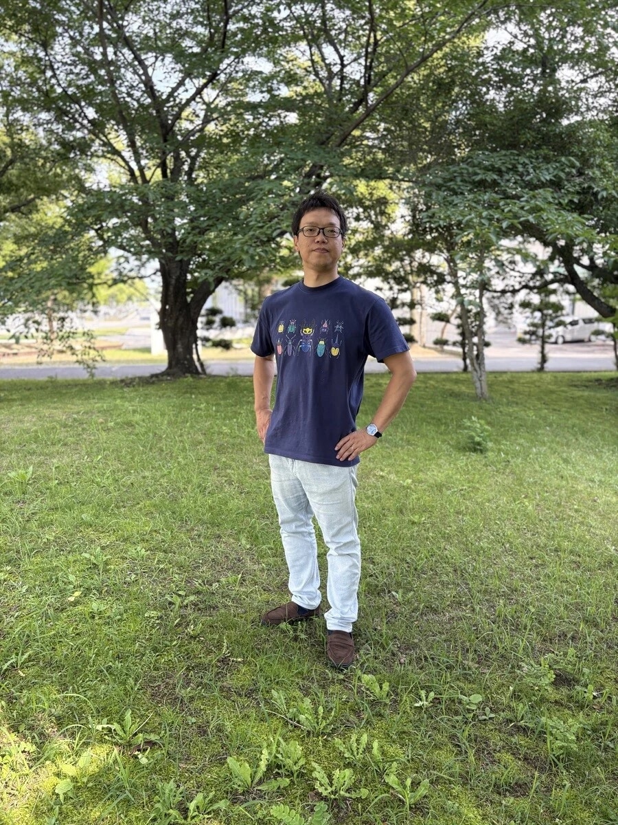 「進化は『その世代で遺伝子がちゃんと残るか』が重要で、未来への有利さは関係ない」と語る鈴木紀之先生