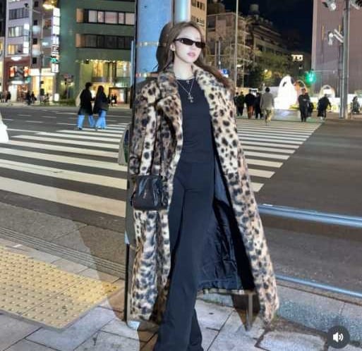 Instagram:中町綾(@ayanakamachi)より