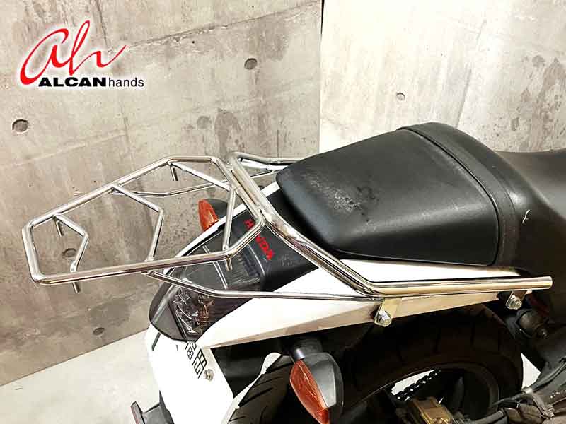 アルキャンハンズからホンダ VTR250/F用のリアキャリアが発売! メイン