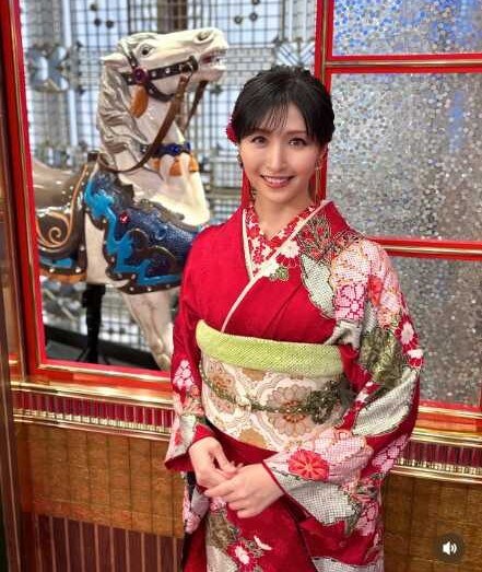 Instagram:横山ルリカ(@rurika_yokoyama_official)より