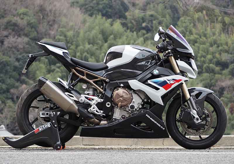 マジカルレーシングの BMW S1000R用ストリートボディーワークに新製品＆適合年式が追加 記事1