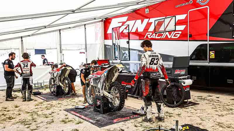 【ファンティック】マッテオ=パヴォーニがイタリア選手権エンデューロ300クラスのチャンピオンを獲得 記事2