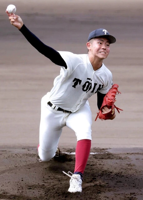 まさかの決勝敗退となった大阪桐蔭のエースの森。最速150キロ超の威力は見せたが、スカウトの判断は？
