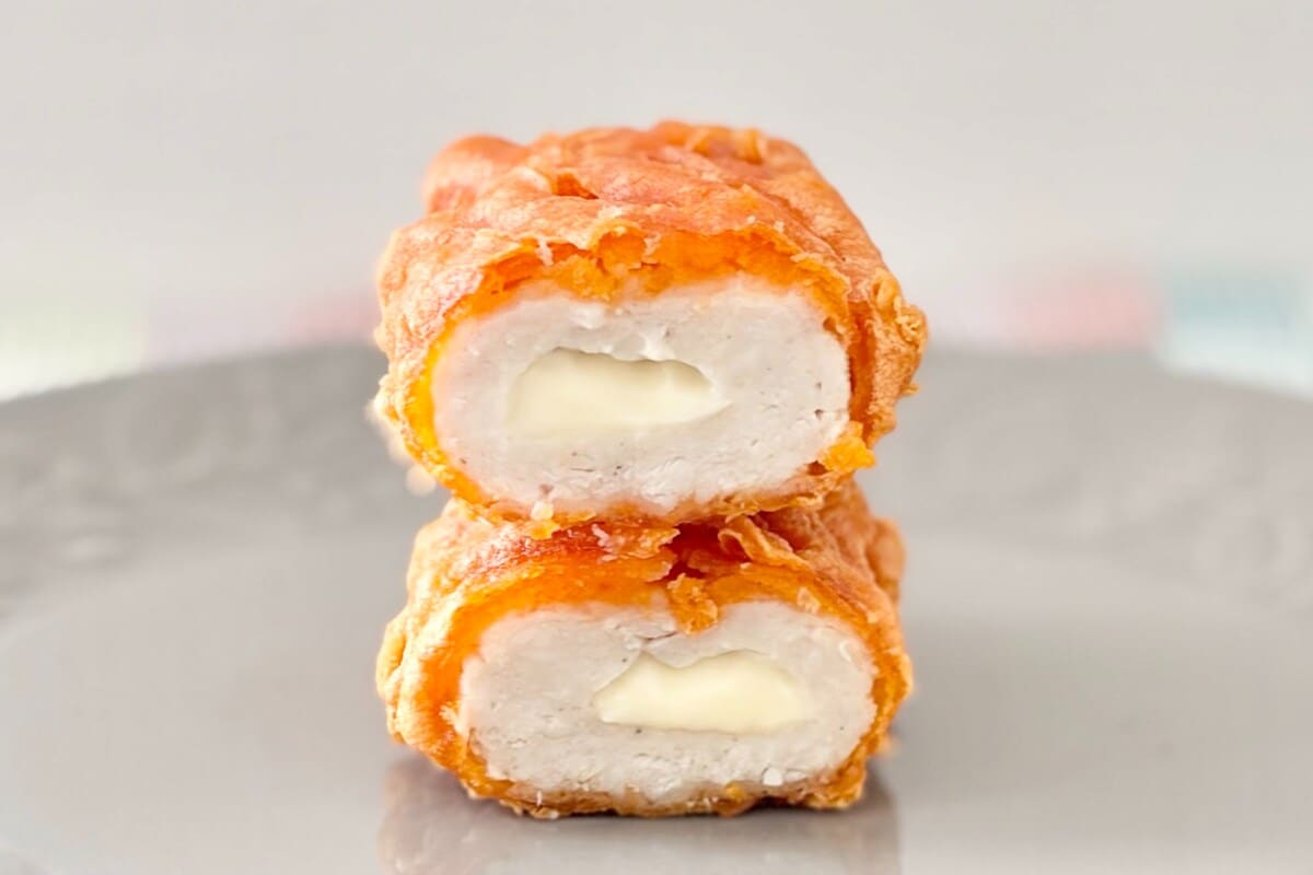 「美味すぎか」「常設にしてくれ」【ファミマ】濃厚味のチキンが話題