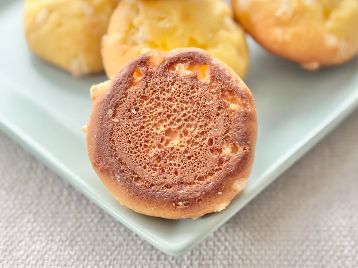 1個あたり約30円！【ファミマ】のミニパンは「駄菓子みたい」な味わい