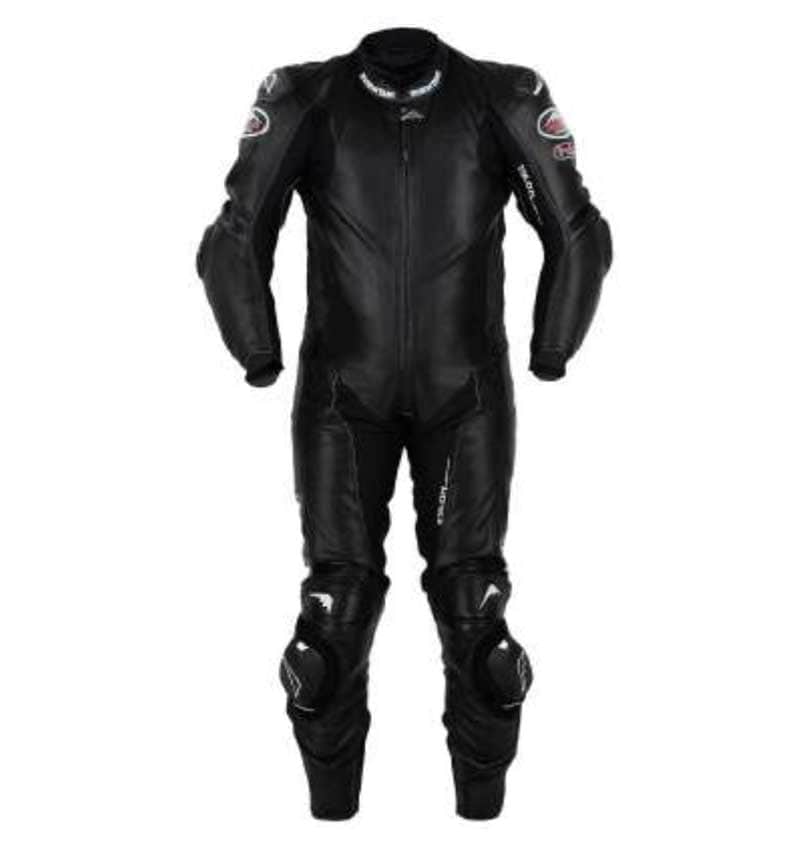 クシタニがレーシングスーツの新ベースパターン「NEXUS3」発表、4モデルをラインナップ 記事6