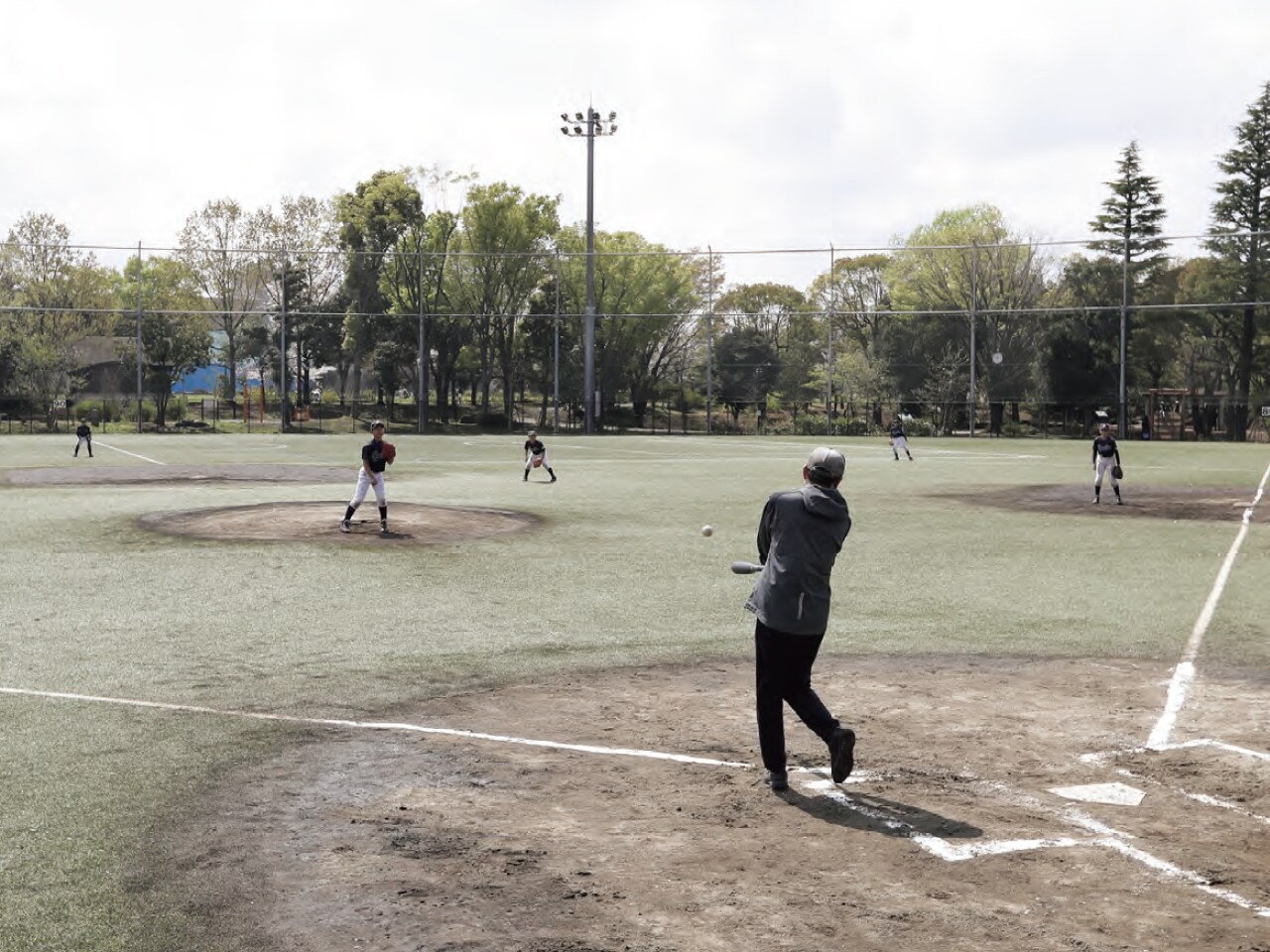 試合前のシートノック『少年野球　デキる選手はやっている「打つ・走る・投げる・守る」』